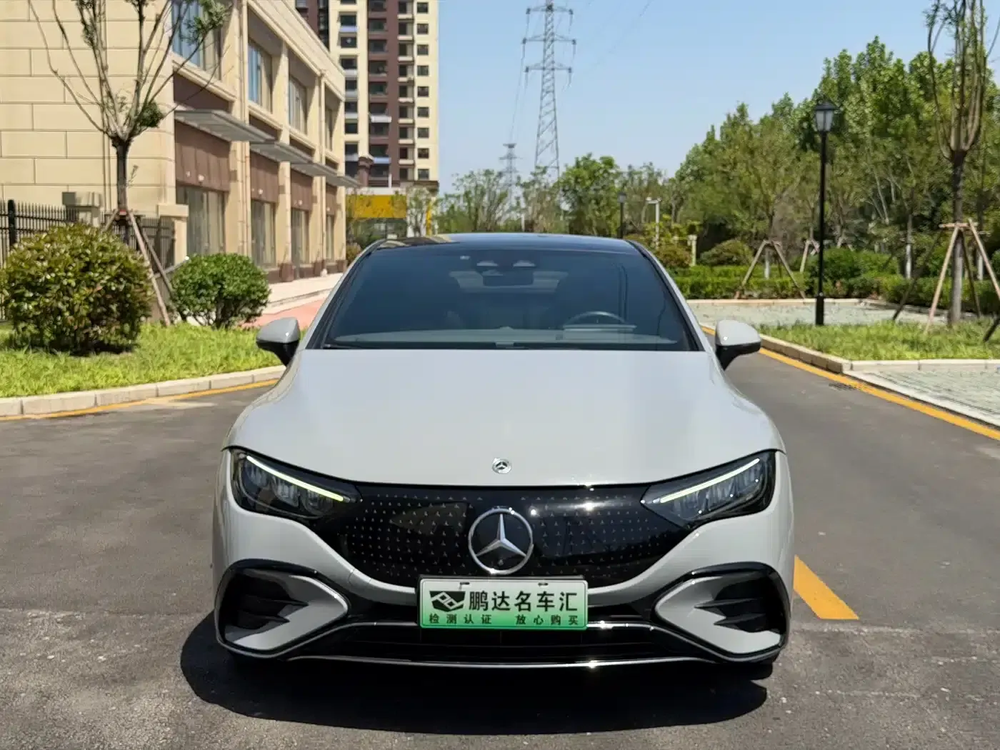 Mercedes-Benz EQE 2022 350 Luxury Edition — миниатюра 2
