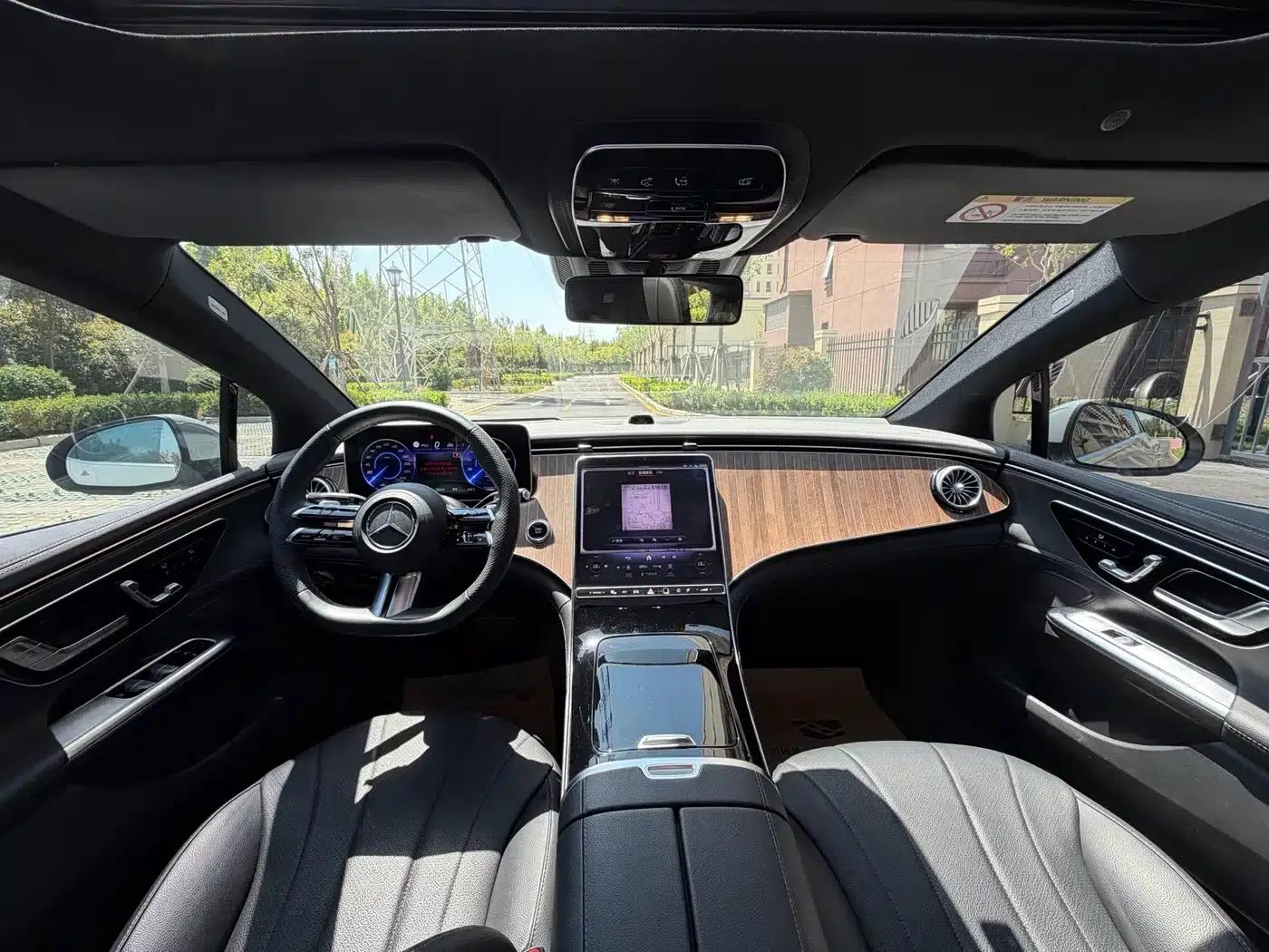 Mercedes-Benz EQE 2022 350 Luxury Edition — миниатюра 6