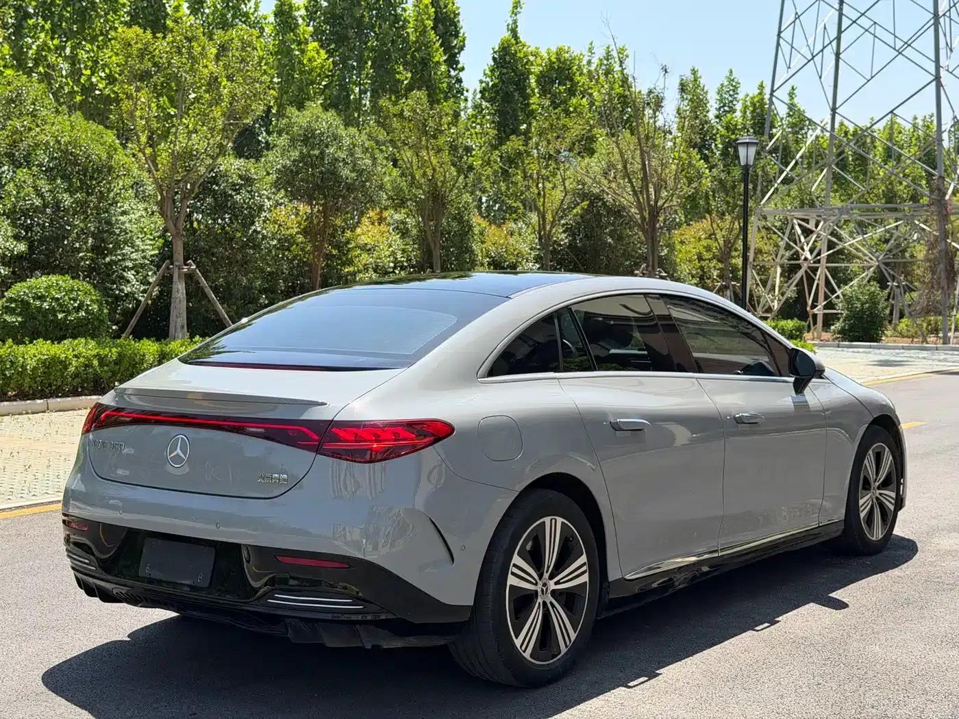 Mercedes-Benz EQE 2022 350 Luxury Edition — миниатюра 9