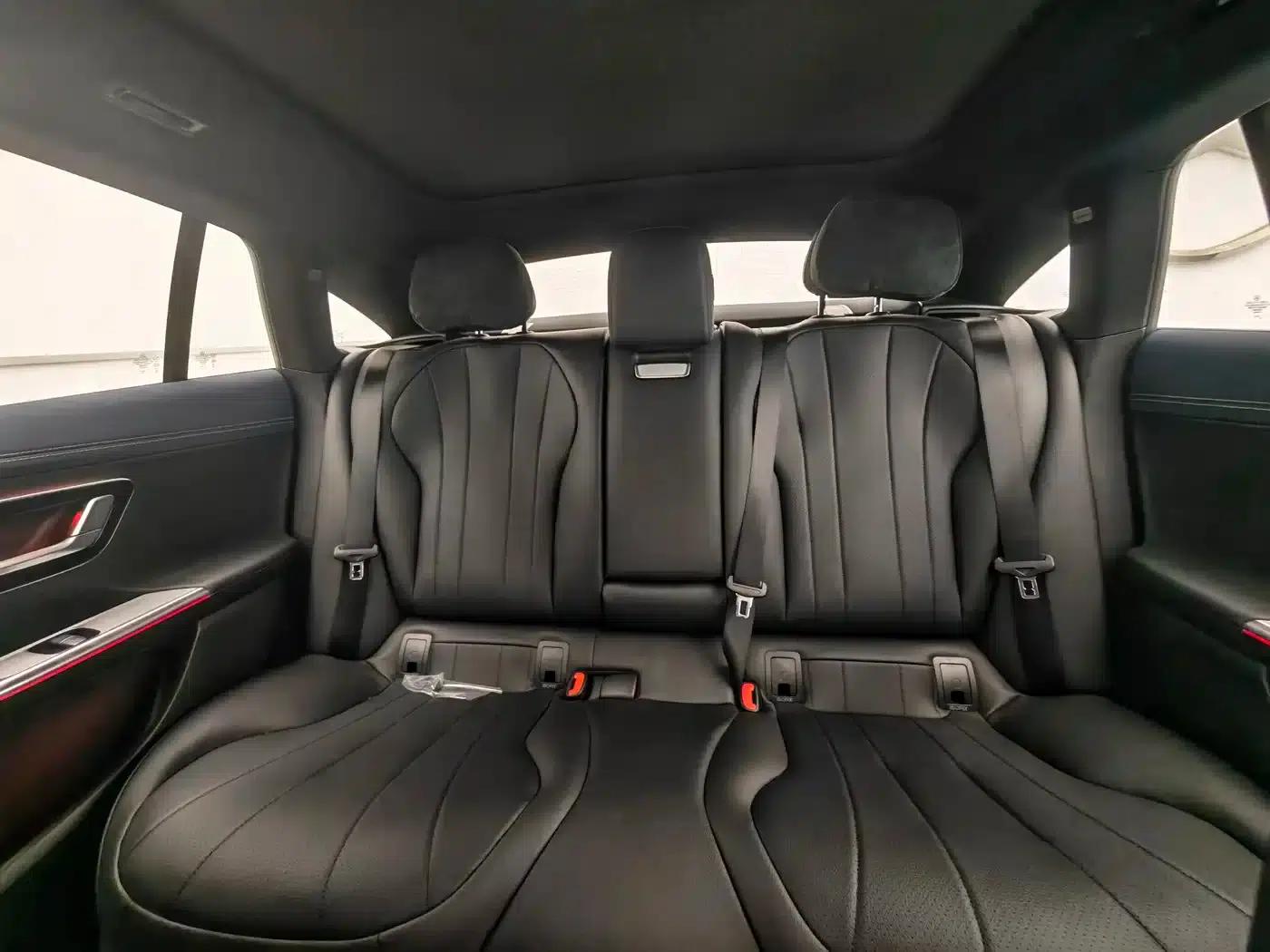 Mercedes-Benz EQE 2025 500 4MATIC Luxury Edition — миниатюра 11