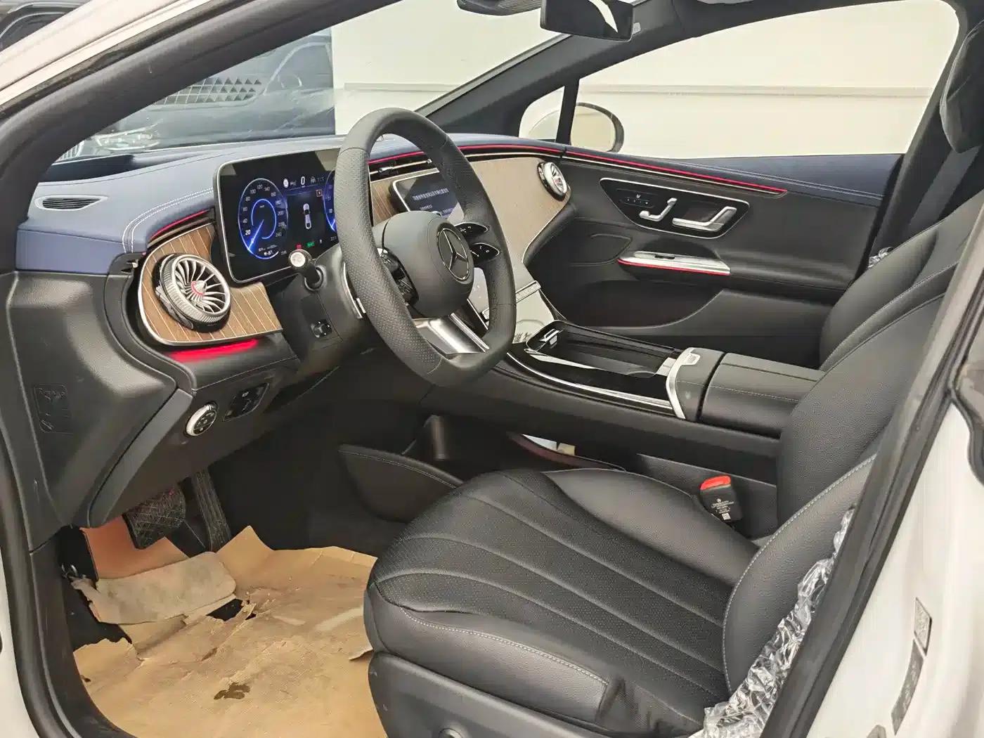 Mercedes-Benz EQE 2025 500 4MATIC Luxury Edition — миниатюра 14