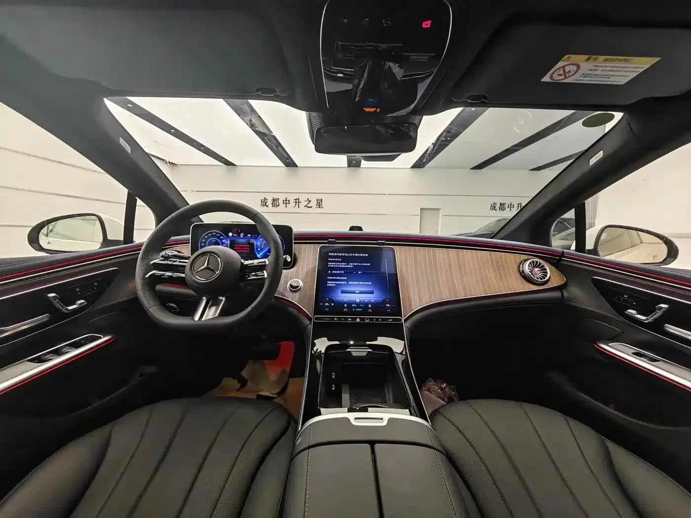 Mercedes-Benz EQE 2025 500 4MATIC Luxury Edition — миниатюра 10