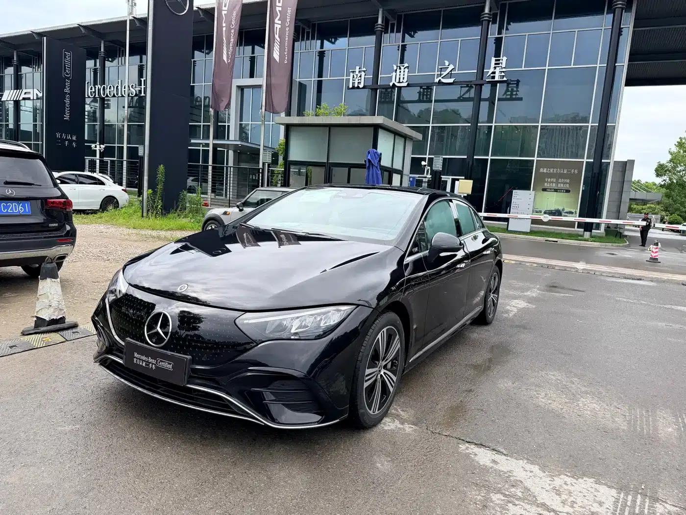 Mercedes-Benz EQE 2025 500 4MATIC Luxury Edition — миниатюра 1