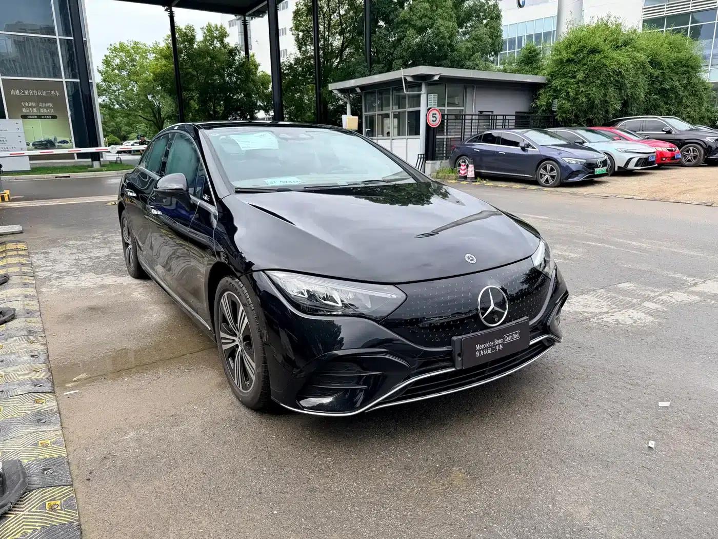 Mercedes-Benz EQE 2025 500 4MATIC Luxury Edition — миниатюра 3