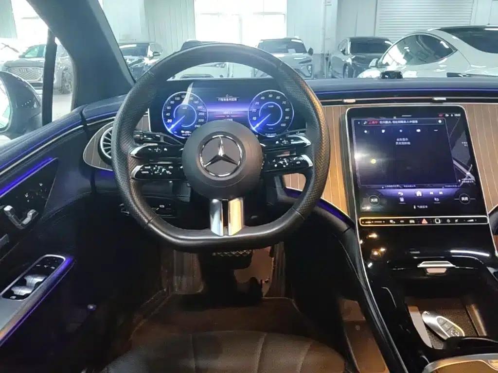 Mercedes-Benz EQE 2022 350 Pioneer Edition — миниатюра 11