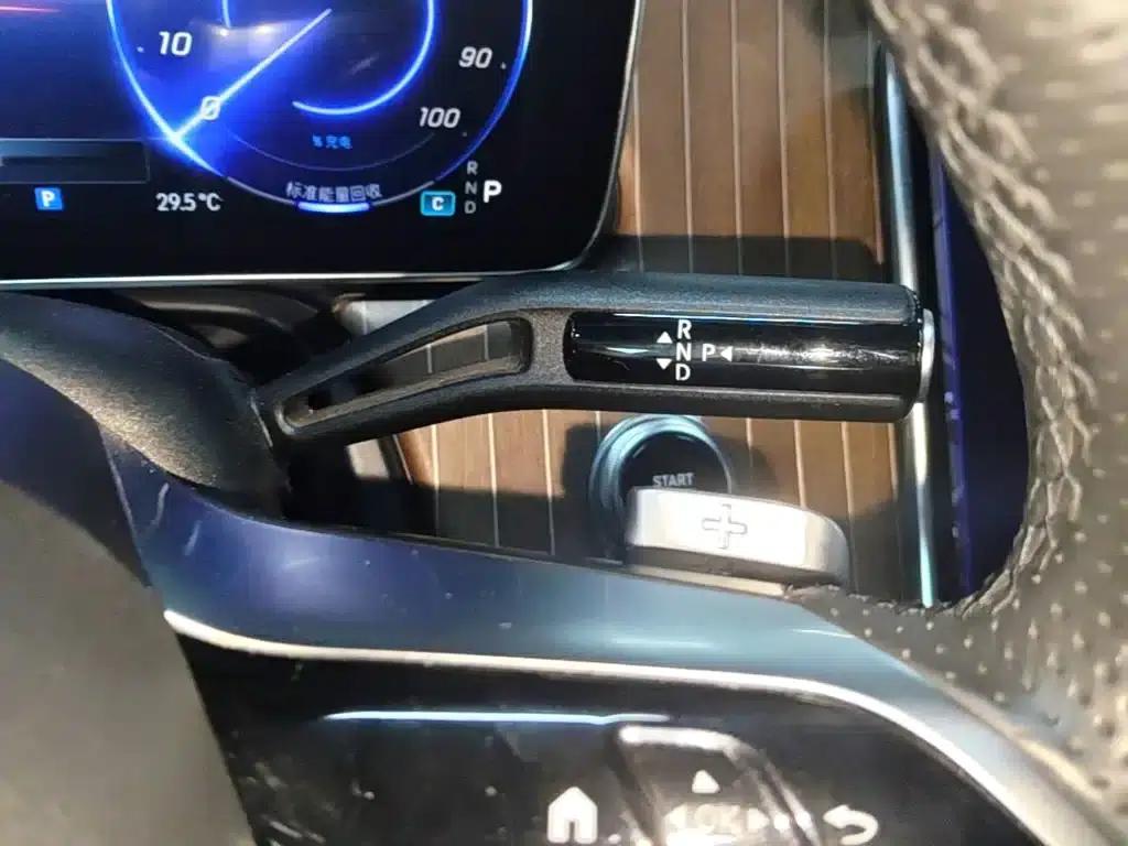 Mercedes-Benz EQE 2022 350 Pioneer Edition — миниатюра 14