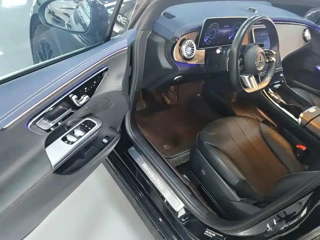 Mercedes-Benz EQE 2022 350 Pioneer Edition — миниатюра 16