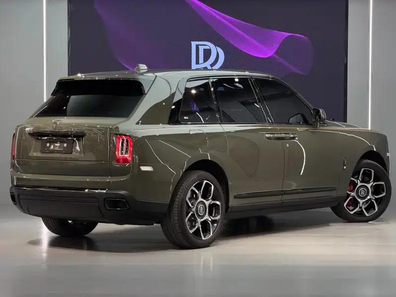 2024 Cullinan, four-seater version — миниатюра 4