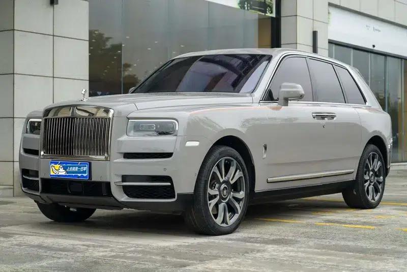 2024 Cullinan, four-seater version — миниатюра 1