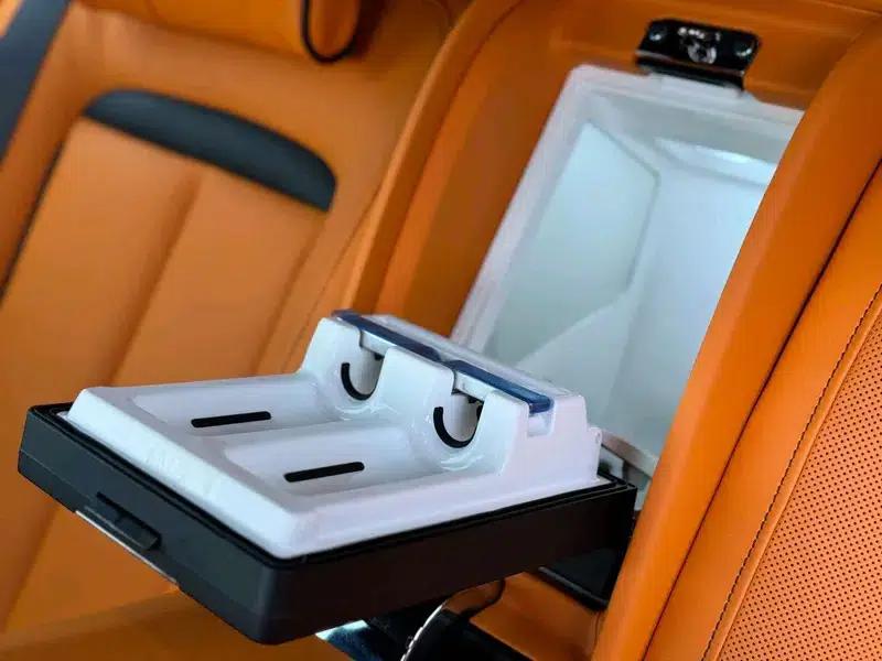 2024 Cullinan, four-seater version — миниатюра 16
