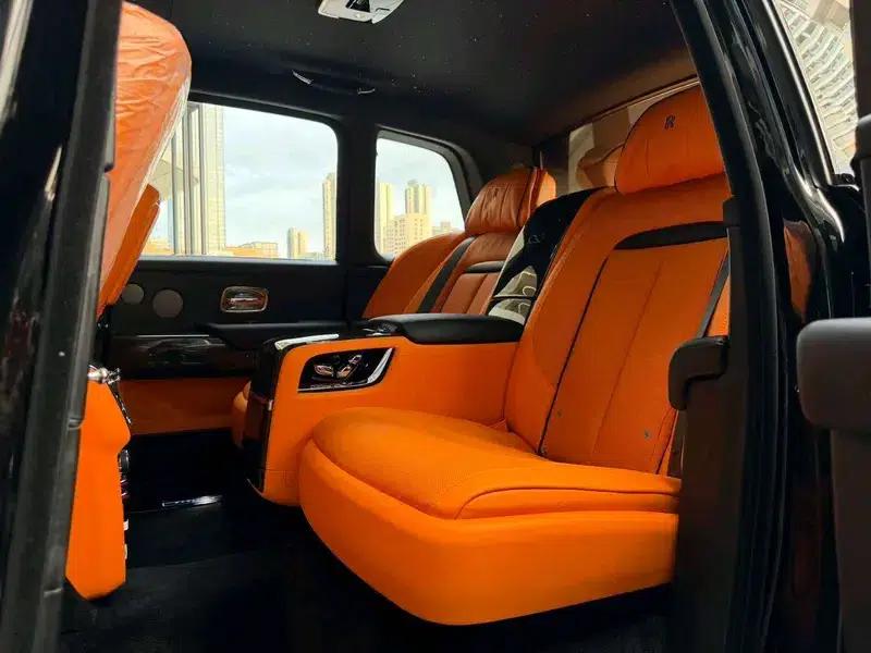 2024 Cullinan Black Badge — миниатюра 22
