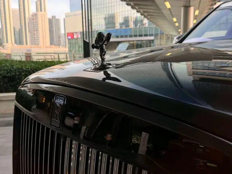 2024 Cullinan Black Badge — миниатюра 8