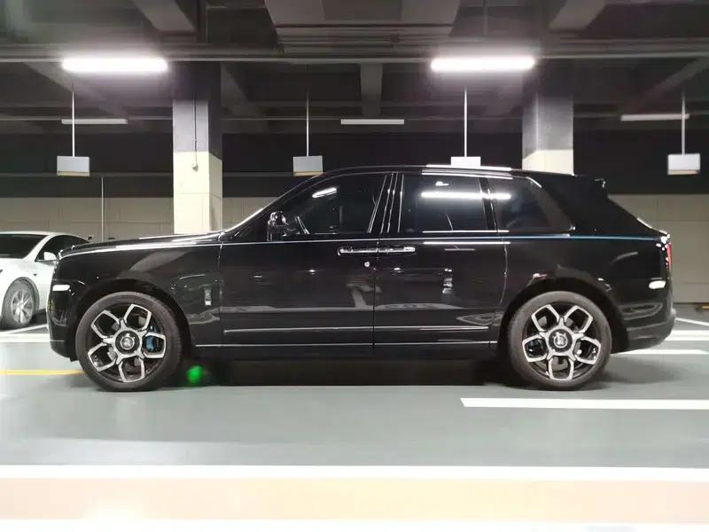 2024 Cullinan Black Badge — миниатюра 3