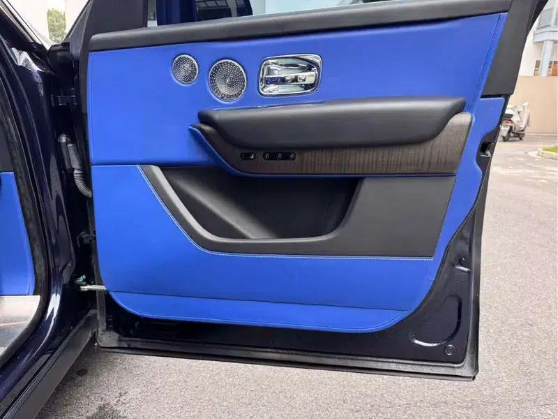 2018 Cullinan 5-seater — миниатюра 10