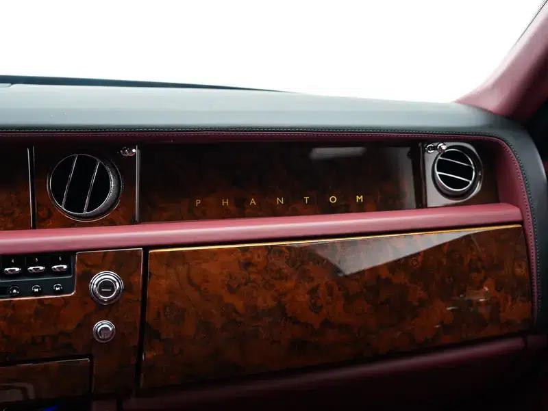 2011 Phantom 6.7L Automatic Rear-Wheel Drive 4-Seater Factory Custom Edition — миниатюра 13