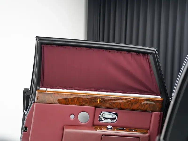 2011 Phantom 6.7L Automatic Rear-Wheel Drive 4-Seater Factory Custom Edition — миниатюра 9
