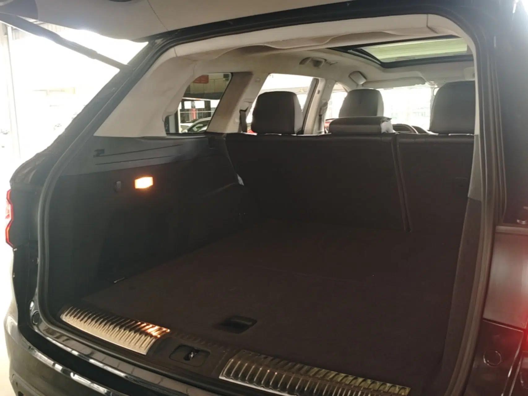 Hongqi HS7 2021 2.0T DCT Two-Wheel Drive Smart Connect Flagship Edition — миниатюра 27