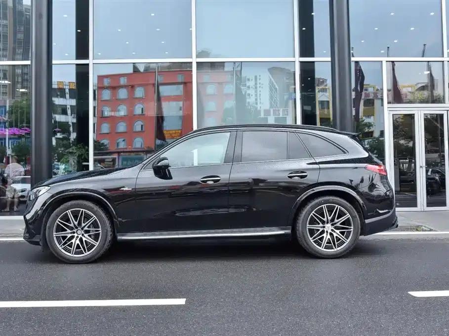 2025 Mercedes-Benz GLC AMG 43 4MATIC — миниатюра 3