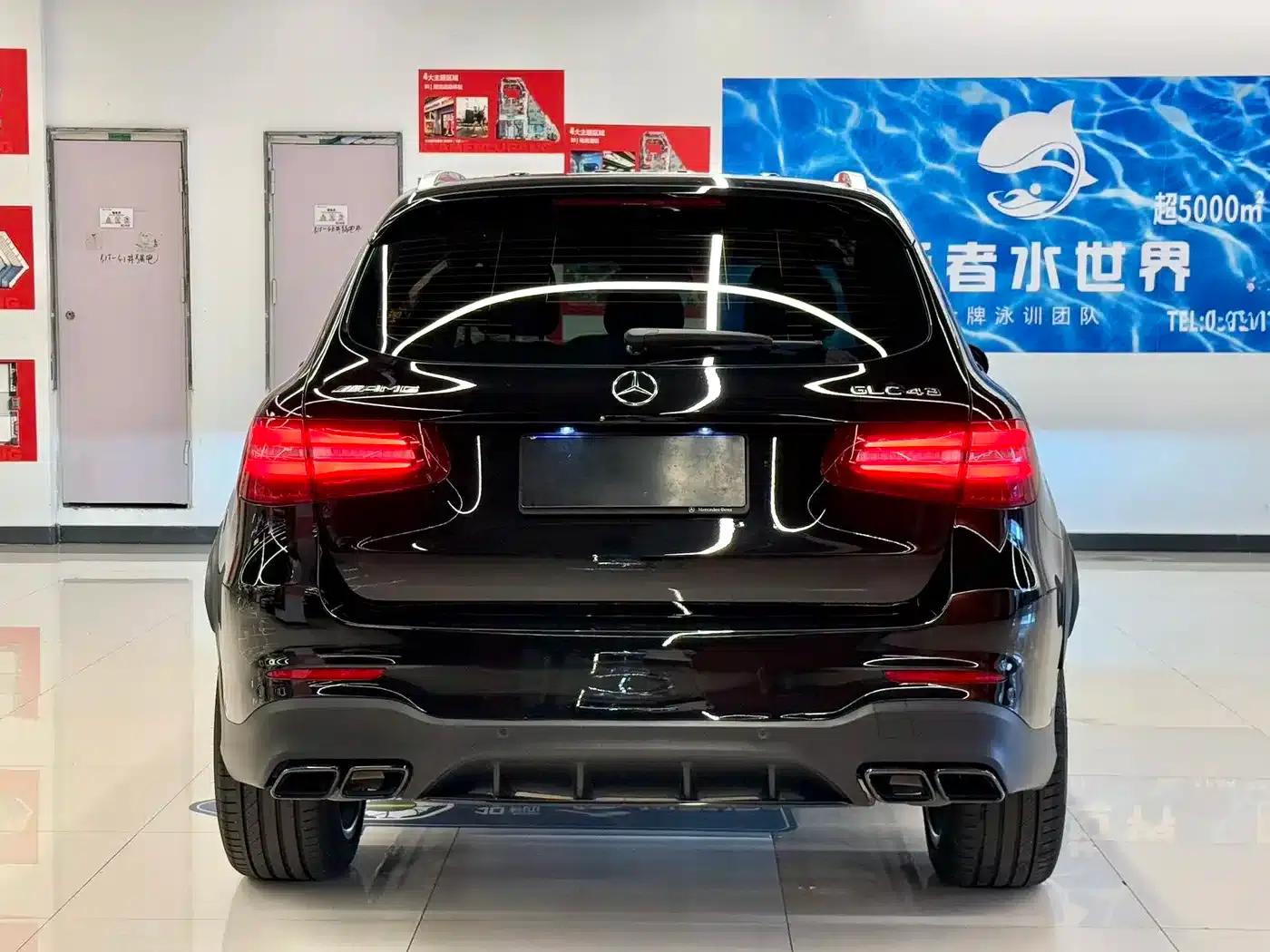 2017 Mercedes-Benz GLC AMG 43 4MATIC — миниатюра 11