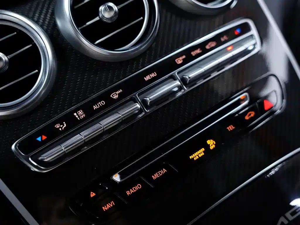 2017 Mercedes-Benz GLC AMG 43 4MATIC — миниатюра 12