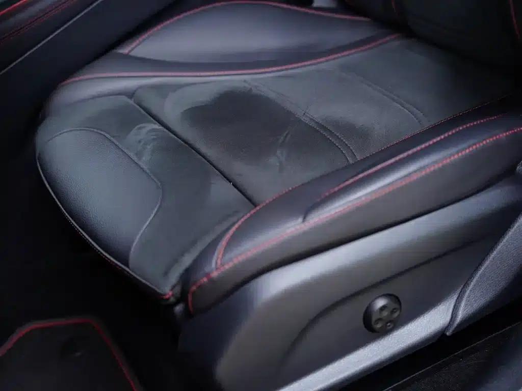 2017 Mercedes-Benz GLC AMG 43 4MATIC — миниатюра 24
