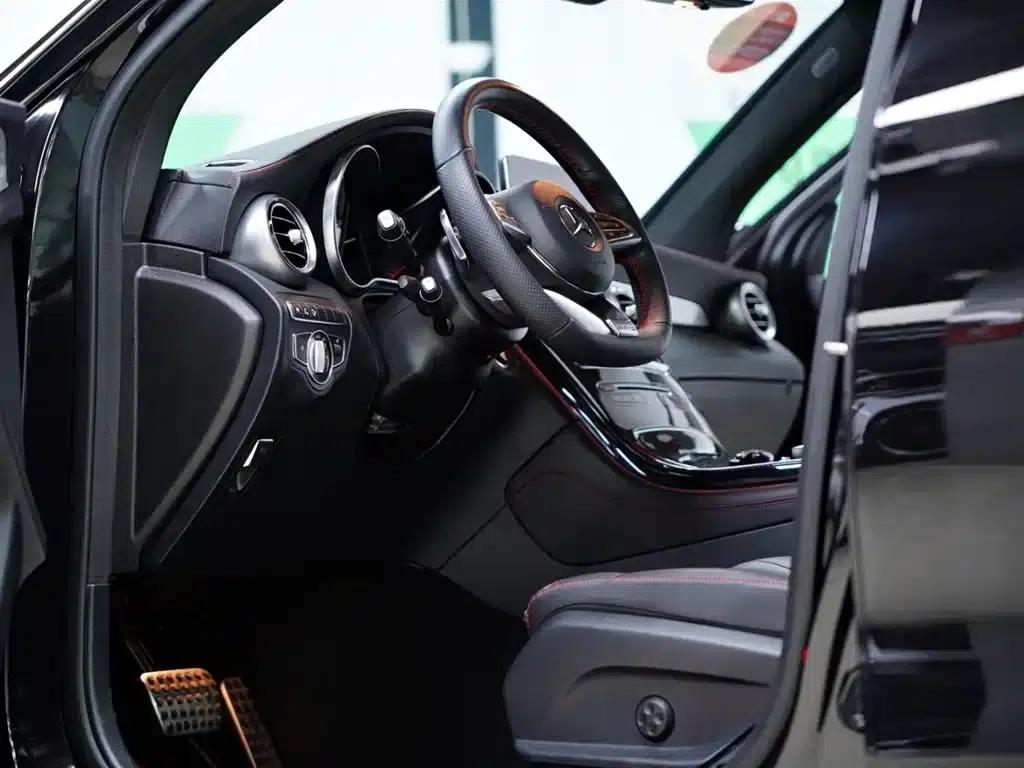 2017 Mercedes-Benz GLC AMG 43 4MATIC — миниатюра 25