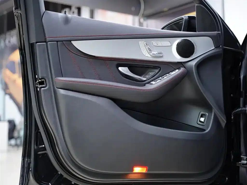 2017 Mercedes-Benz GLC AMG 43 4MATIC — миниатюра 26