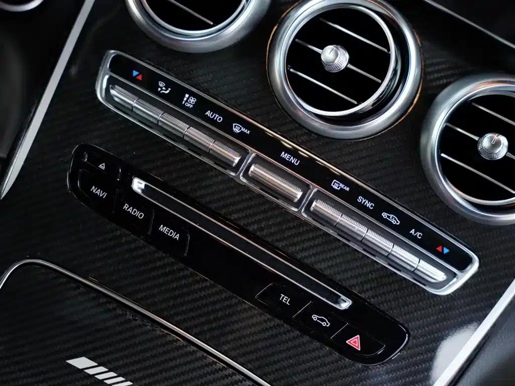 2017 Mercedes-Benz GLC AMG 43 4MATIC — миниатюра 46