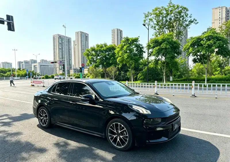 Lynk & Co 03 2020 1.5TD DCT Pro — миниатюра 3