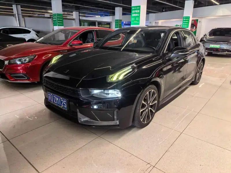 Lynk & Co 03 2019 1.5TD DCT Sport Edition — миниатюра 1
