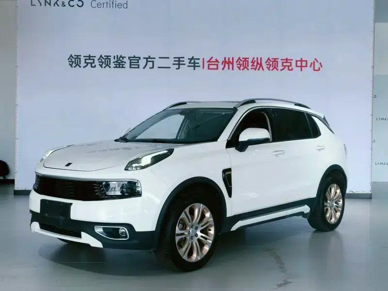 Lynk & Co 01 2017 2.0T 2WD Pro Edition — миниатюра 1
