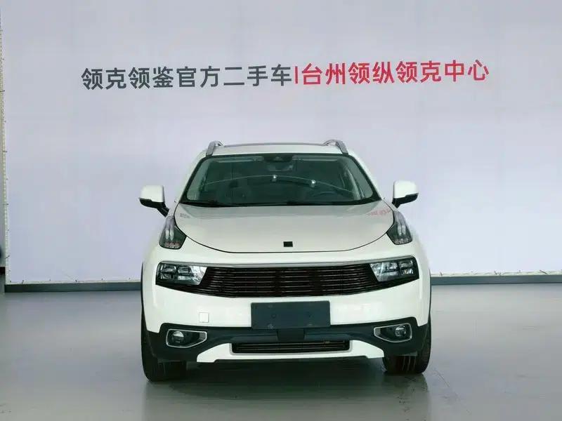 Lynk & Co 01 2017 2.0T 2WD Pro Edition — миниатюра 2