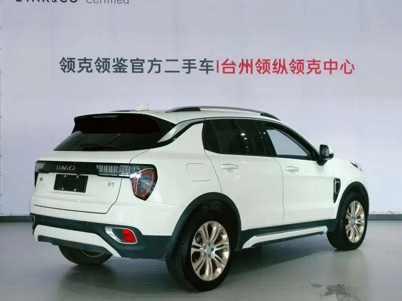 Lynk & Co 01 2017 2.0T 2WD Pro Edition — миниатюра 4