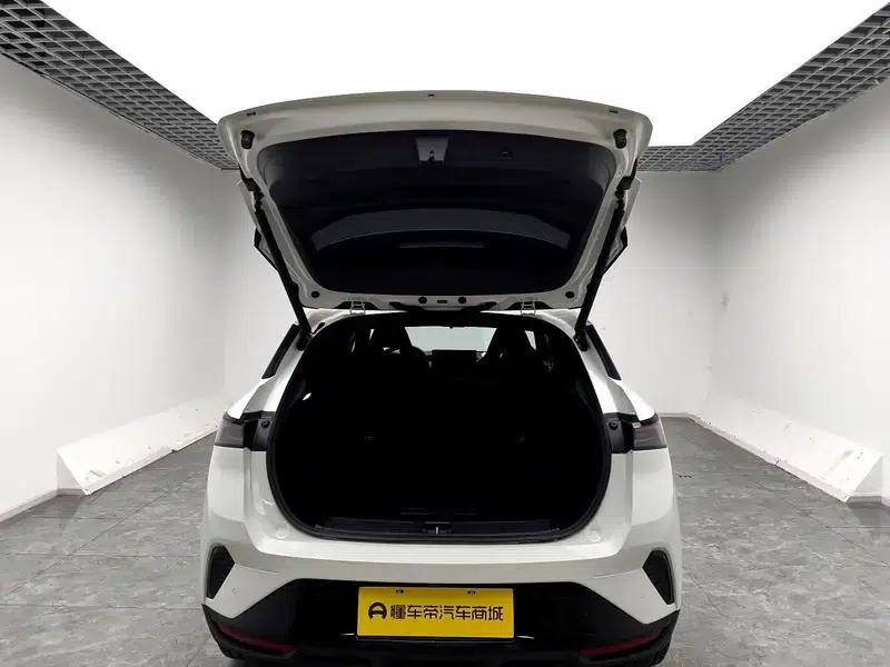 Lynk & Co 06 2025 Renew 1.5T Pro — миниатюра 20