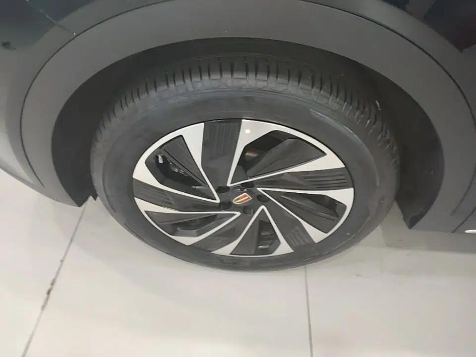 Hongqi HS7 PHEV 2024 2.0T PHEV Four-Wheel Drive Flagship Edition 7 Seats — миниатюра 15