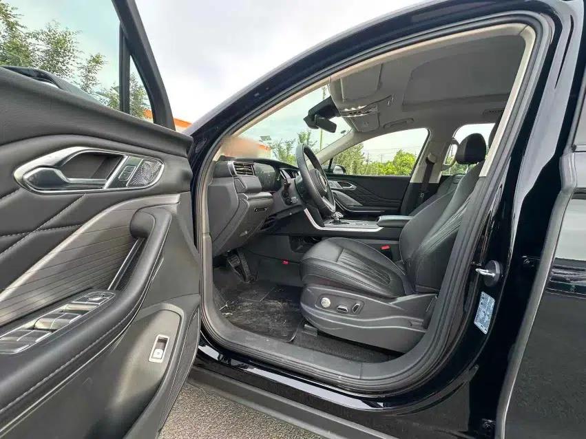 Hongqi HS7 PHEV 2024 2.0T PHEV Four-Wheel Drive Flagship Edition 6 Seats — миниатюра 20