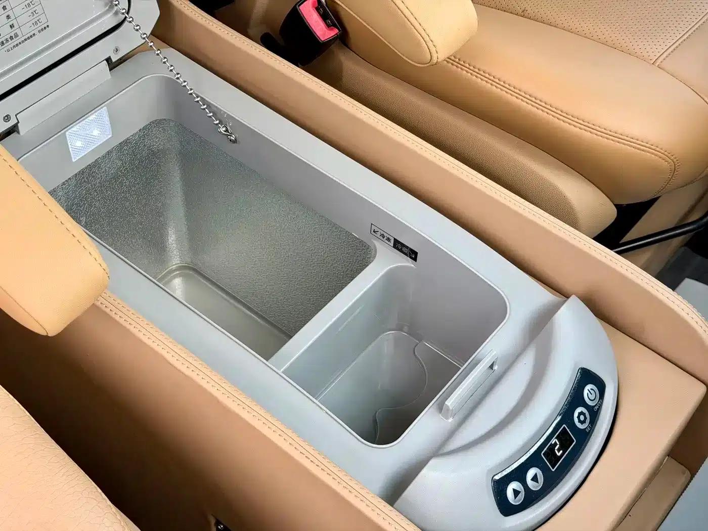 2018 Sprinter 3.5L Gasoline US Spec — миниатюра 8
