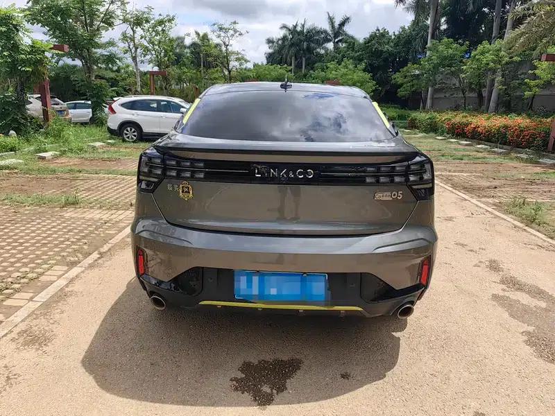 Lynk & Co 05 2020 2.0TD Two-Wheel Drive Plus — миниатюра 5