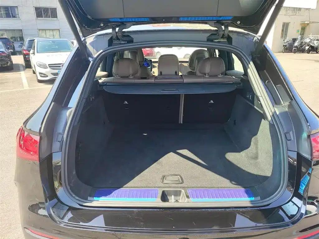 Mercedes-Benz EQE SUV 2024 500 4MATIC — миниатюра 17