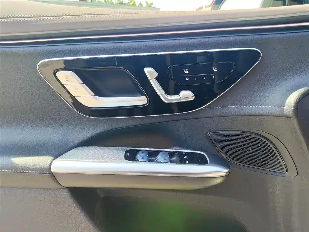 Mercedes-Benz EQE SUV 2024 500 4MATIC — миниатюра 9