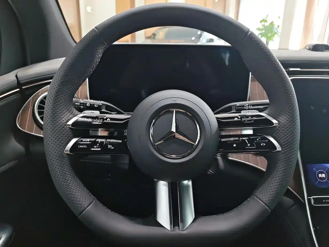 Mercedes-Benz EQE SUV 2024 500 4MATIC Luxury Edition — миниатюра 11
