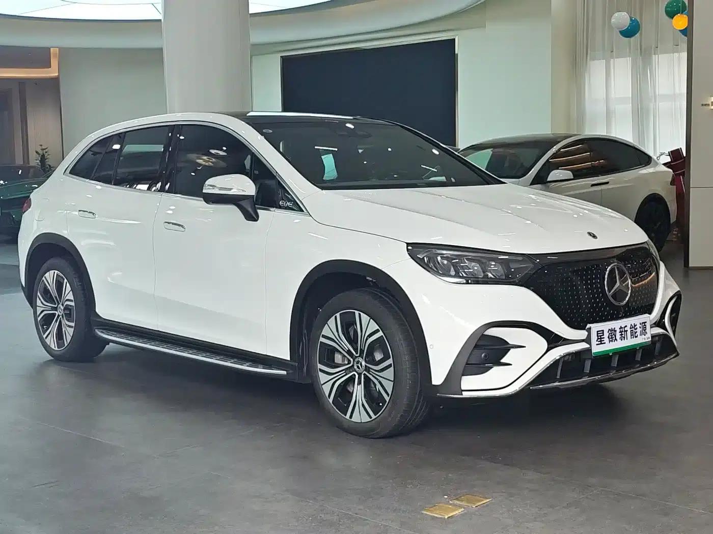 Mercedes-Benz EQE SUV 2024 500 4MATIC Luxury Edition — миниатюра 3