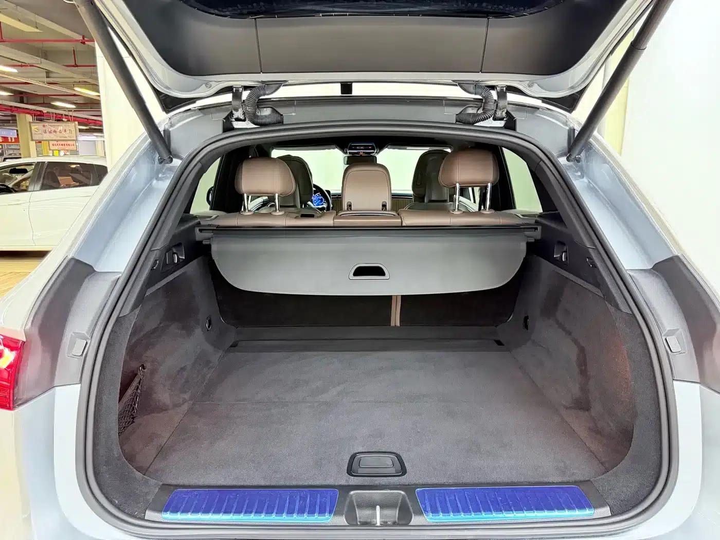 Mercedes-Benz EQE SUV 2023 350 4MATIC Luxury Edition — миниатюра 11