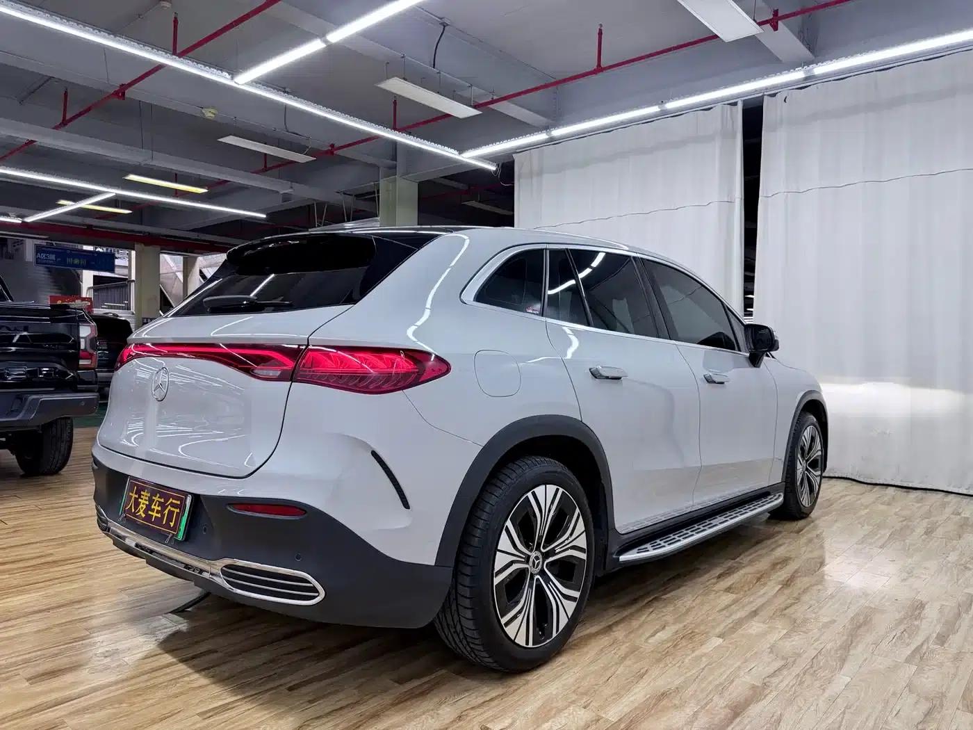 Mercedes-Benz EQE SUV 2023 350 4MATIC Luxury Edition — миниатюра 7