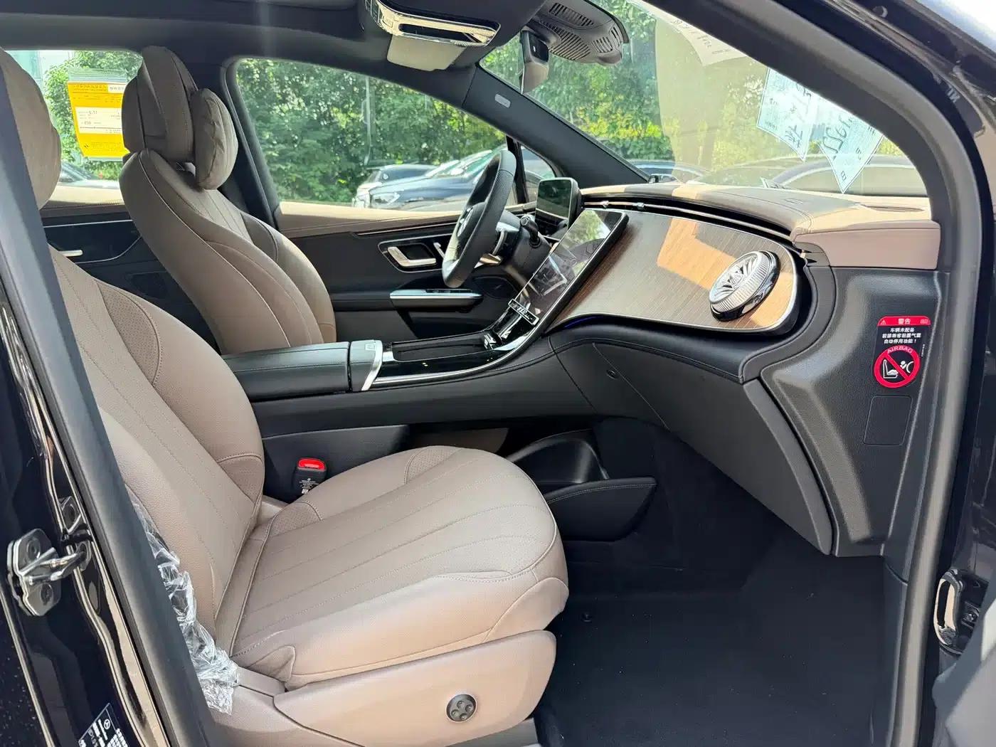 Mercedes-Benz EQE SUV 2024 500 4MATIC Pioneer Edition — миниатюра 9