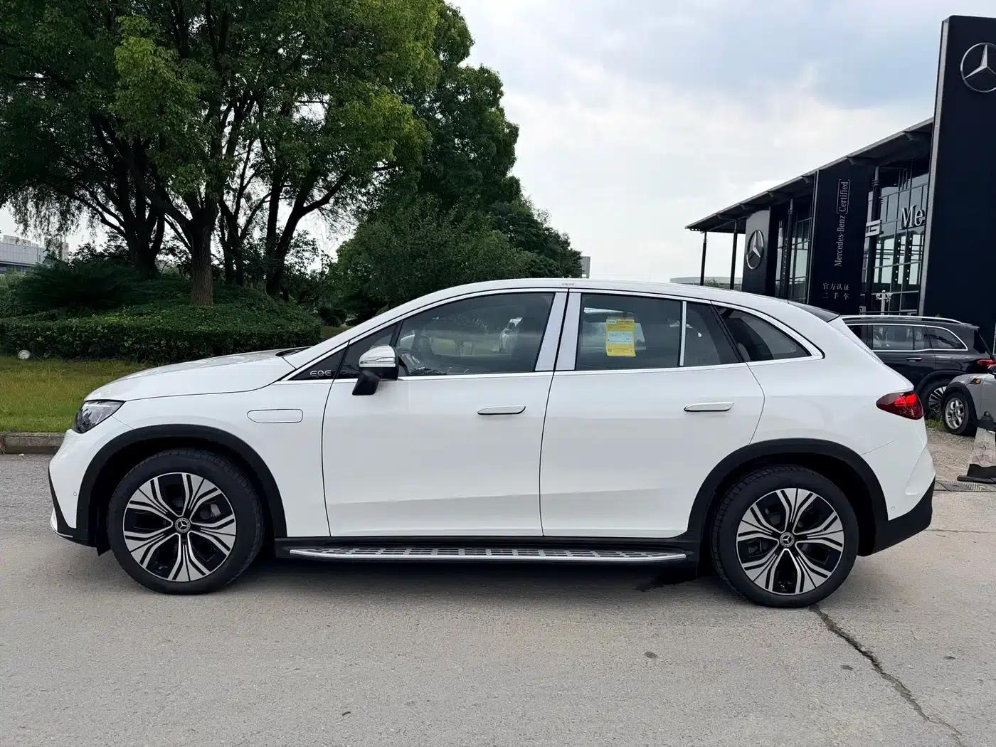 Mercedes-Benz EQE SUV 2024 500 4MATIC Pioneer Edition — миниатюра 11