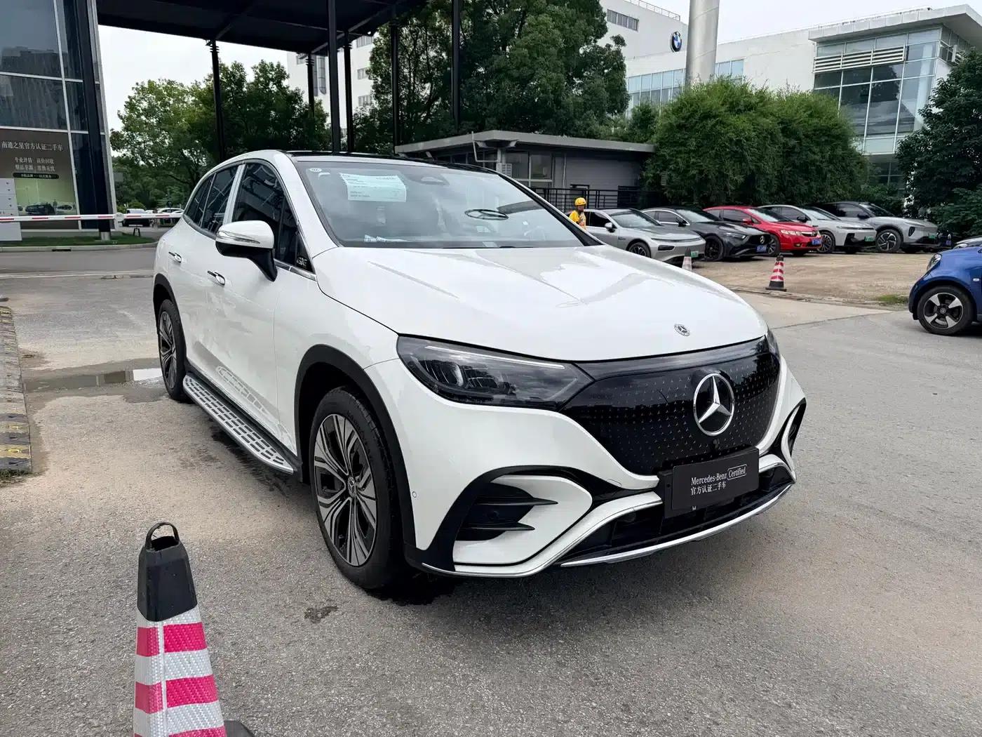 Mercedes-Benz EQE SUV 2024 500 4MATIC Pioneer Edition — миниатюра 3