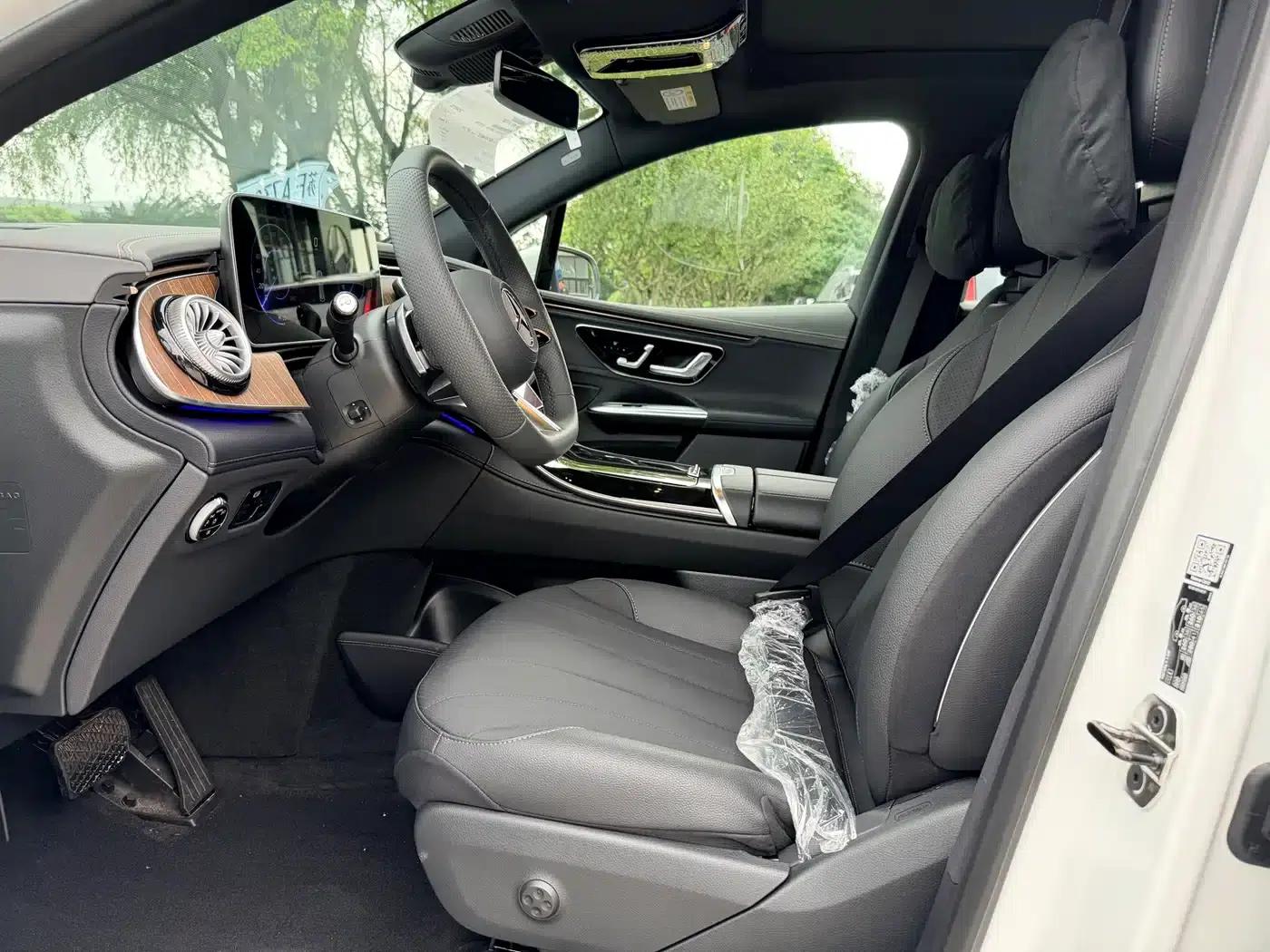 Mercedes-Benz EQE SUV 2024 500 4MATIC Pioneer Edition — миниатюра 5
