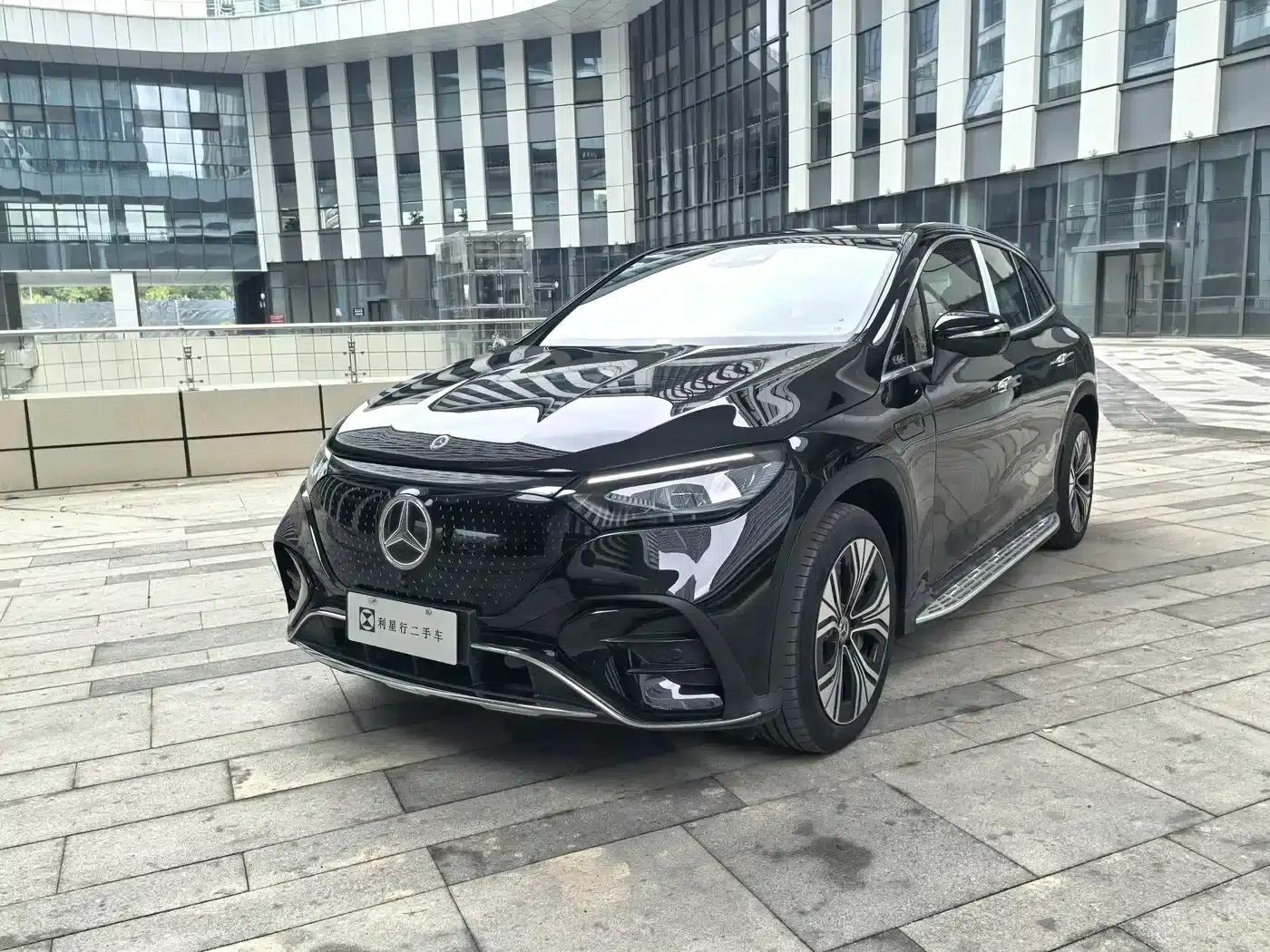 Mercedes-Benz EQE SUV 2024 500 4MATIC Luxury Edition — миниатюра 1