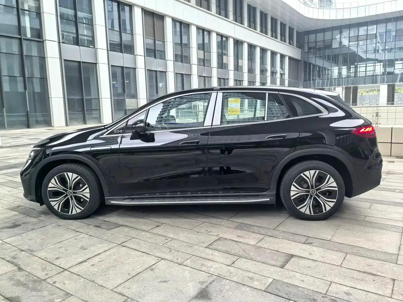 Mercedes-Benz EQE SUV 2024 500 4MATIC Luxury Edition — миниатюра 9